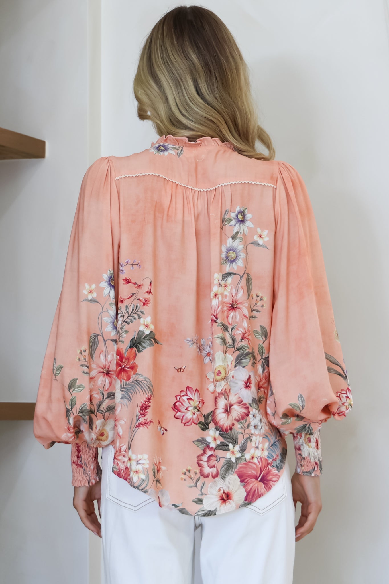 Violet Blouse - Frill Collar Button Down Balloon Sleeve Blouse In Evette Print