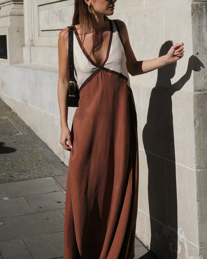 Jacky - Lightweight V-Neck Maxi Dress