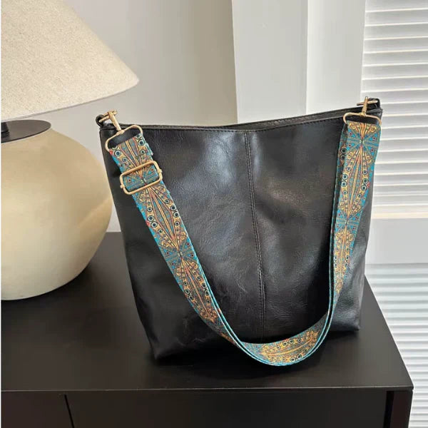 Chelsey - Vintage Charm Shoulder Bag