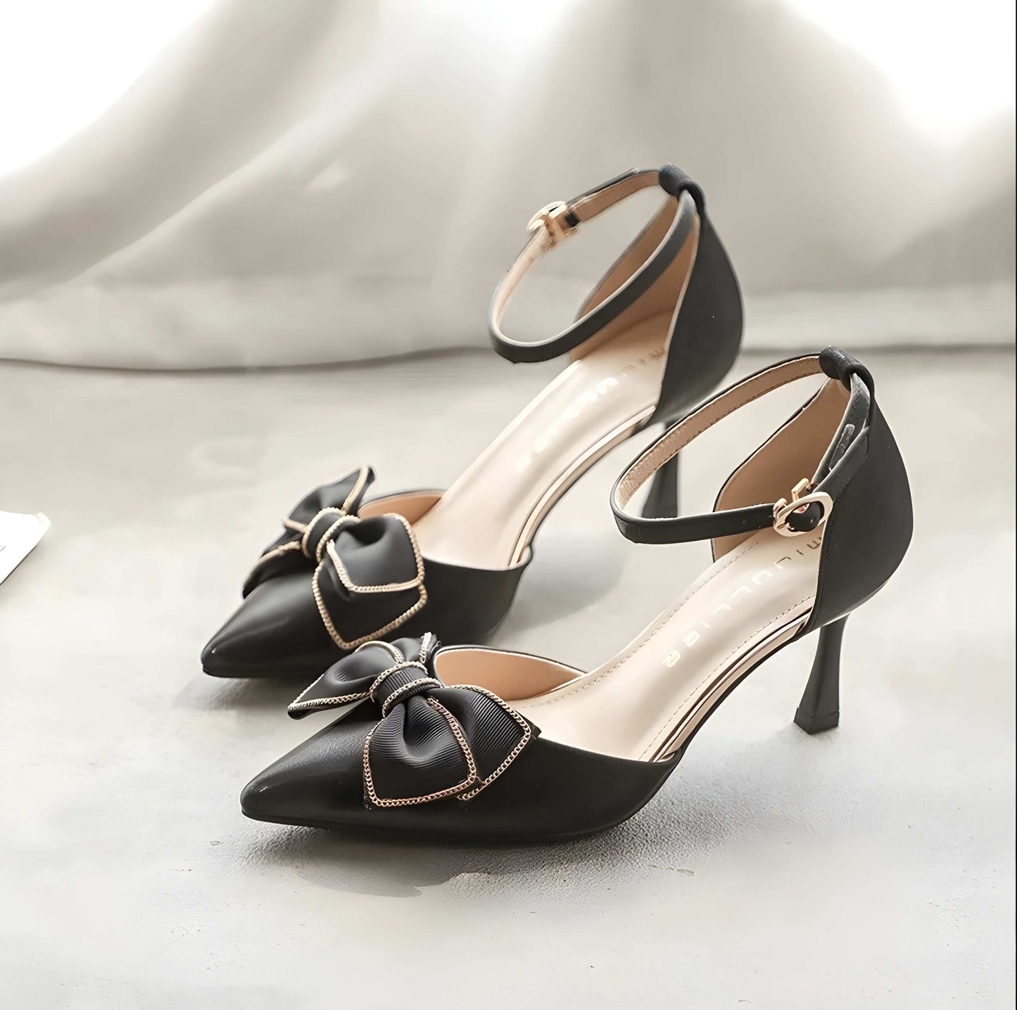 Lustra - Essence Mid-Heels